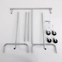 Songmics Stand Appendiabiti Portabiti Metallico Cromato Con 1 Traversa Regolabile Con Rotelle Carico Massimo 130kg 10 Songmics Stand Appendiabiti Portabiti Metallico Cromato Con 1 Traversa Regolabile Con Rotelle Carico Massimo 130kg -LettoMania Italia 94214954 4